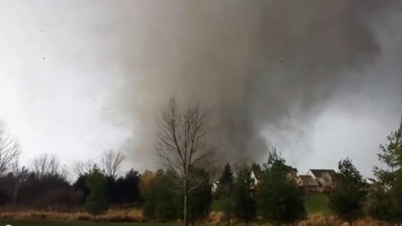 Vidéo : Une tornade détruit sa maison