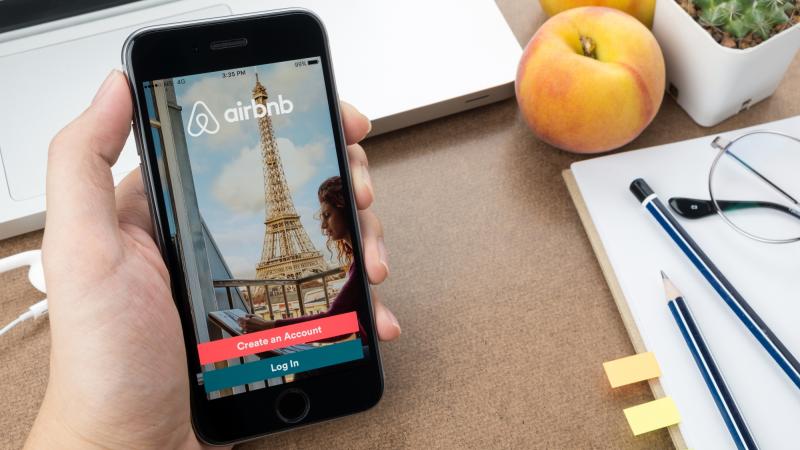 Les statistiques sur les revenus des loueurs Airbnb sont désormais disponibles sur Internet.