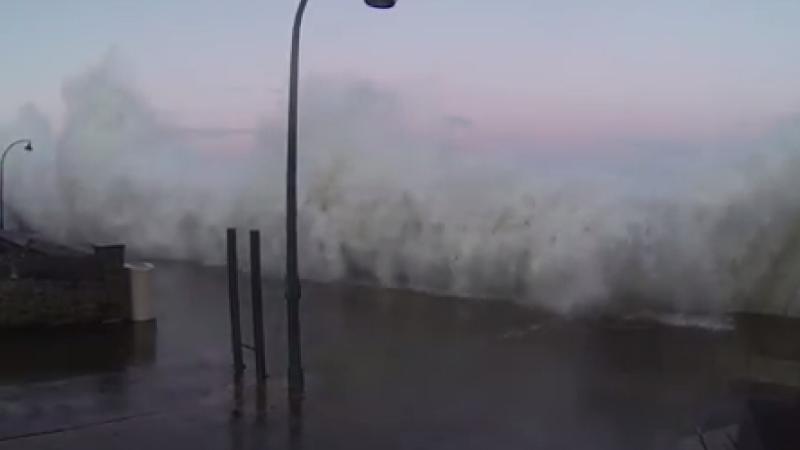 Vidéo. Tempête et grandes marées à Saint-Malo